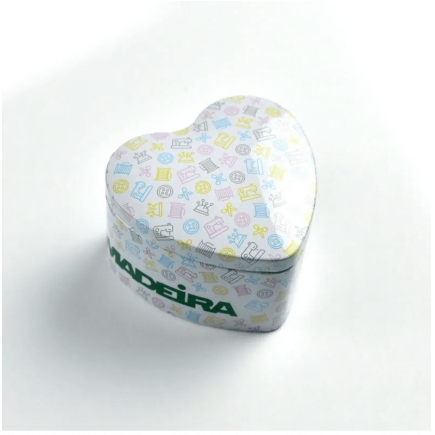 Coffret coeur fils à coudre Madeira Aerofil 120 | 3 x 100m